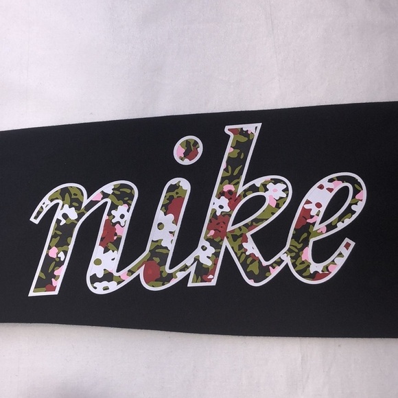 LAST TWO AVAILABLE! - New Nike Women's Floral High Waisted Leggings Size XS - Picture 7 of 14